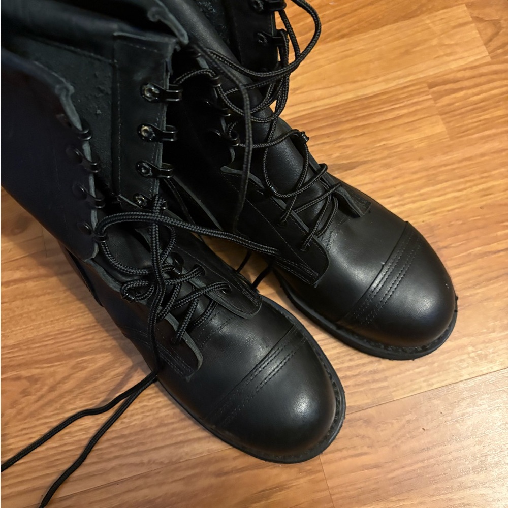 Vibram Black Leather ladies combat boots.